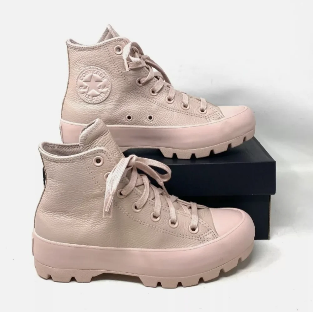 Converse CTAS Platform Sneaker - Picture 2 of 12